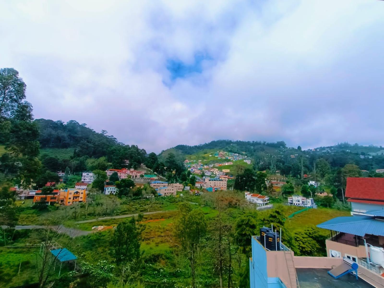 Vetrivel International By Brown Tree Resorts Kodaikanal Pokoj fotografie